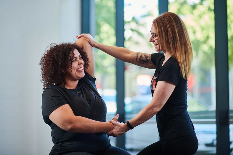 overhead tricep stretch at stretch lab