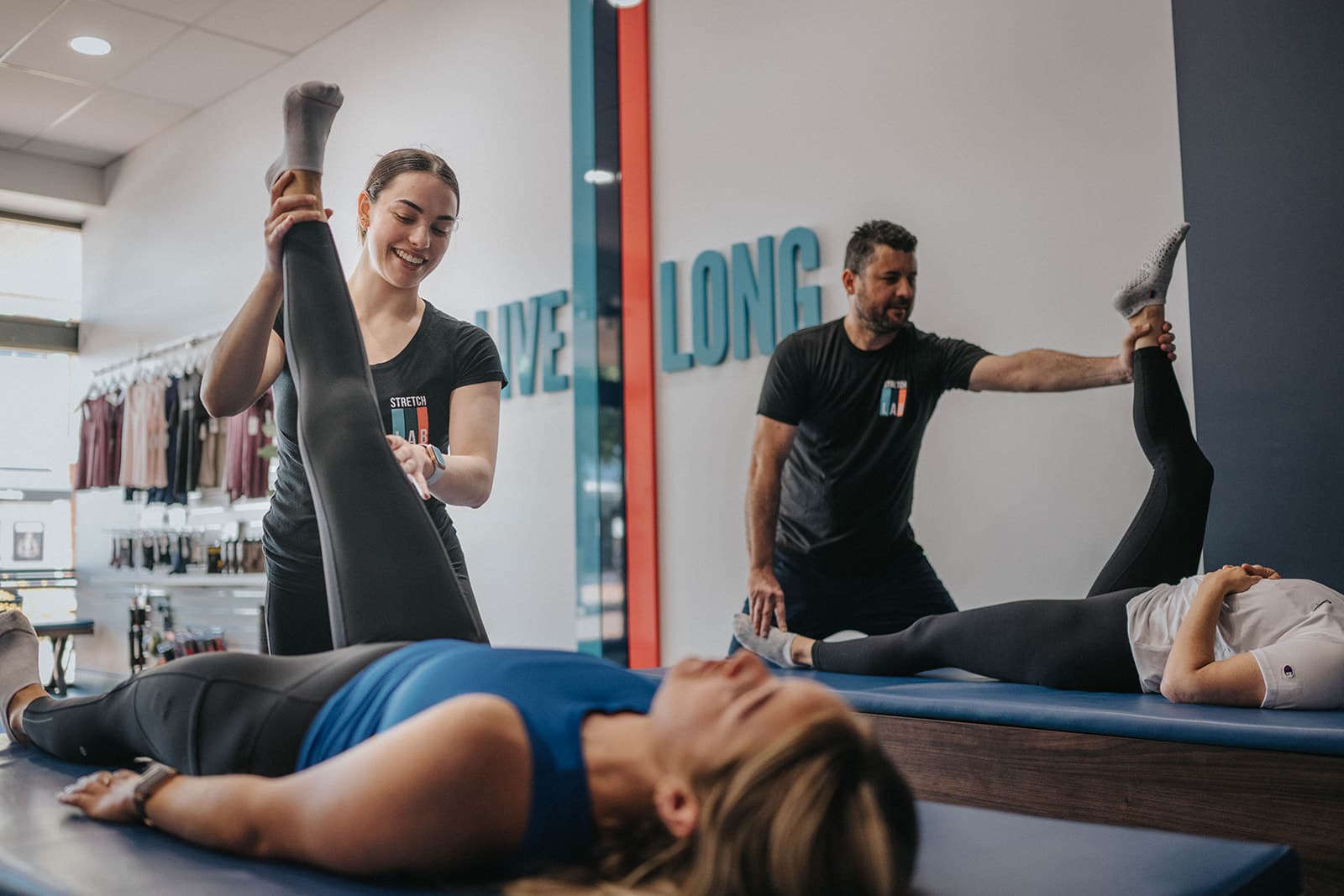 Assisted Stretching vs. Traditional Stretching