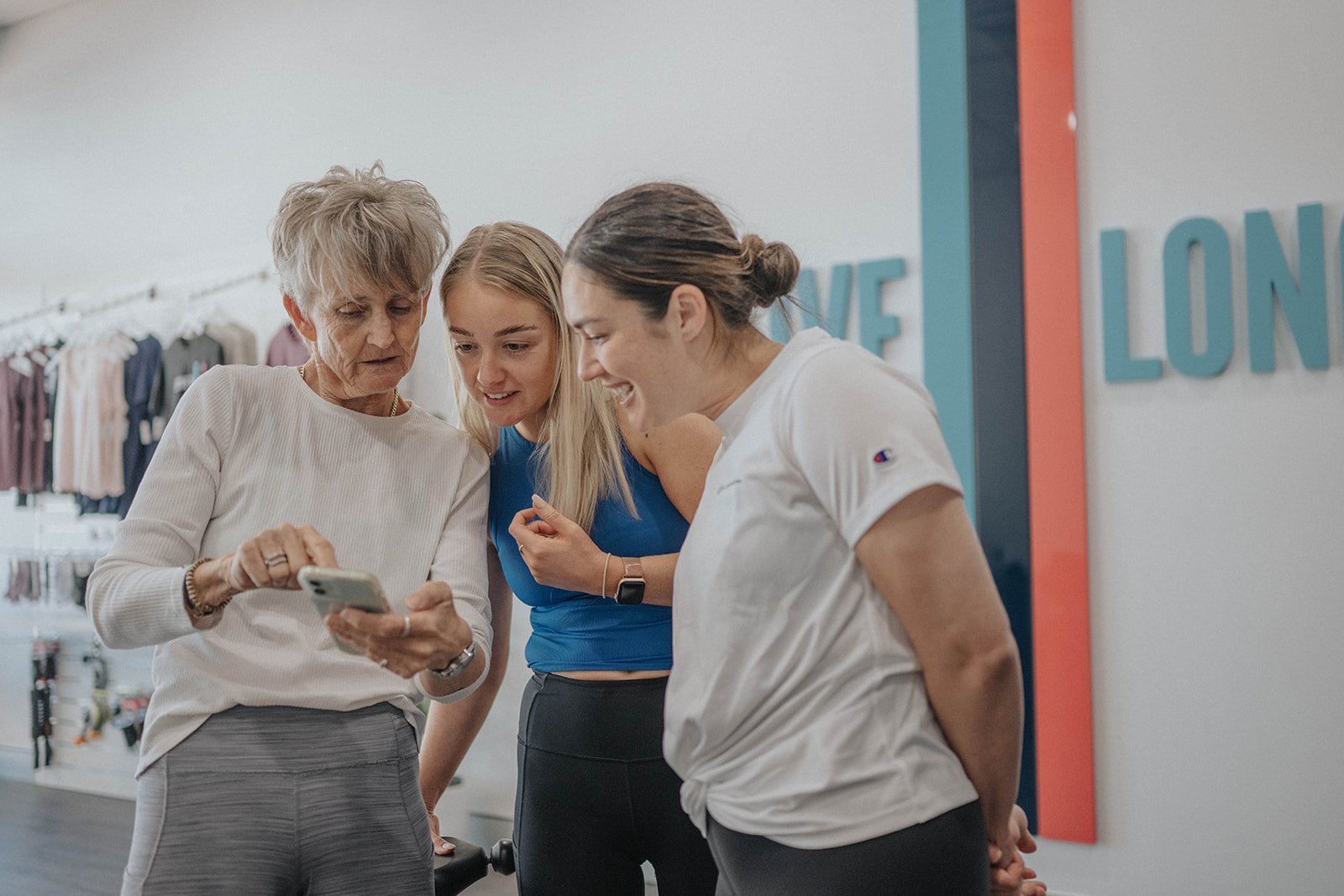 elderly woman deciding on the best stretching schedule